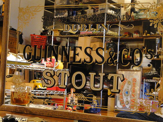 楽天市場 ビッグサイズ パブミラー ギネス スタウト アメリカ雑貨 アメリカン雑貨 壁掛け 壁飾り 鏡 インテリアグッズ カッコイイ男の部屋を目指せ アメリカ雑貨屋 男前 インテリア 雑貨 男前インテリア雑貨 グッズ 人気 壁立て プレゼント ギフト デザイン