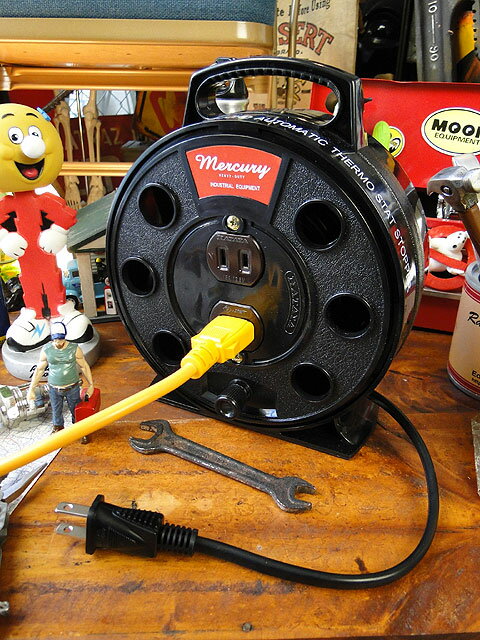 楽天市場 マーキュリー ポータブル延長コードリーラー 5m ブラック 楽天市場 マーキュリー ポータブル延長コードリーラー 5m ブラック