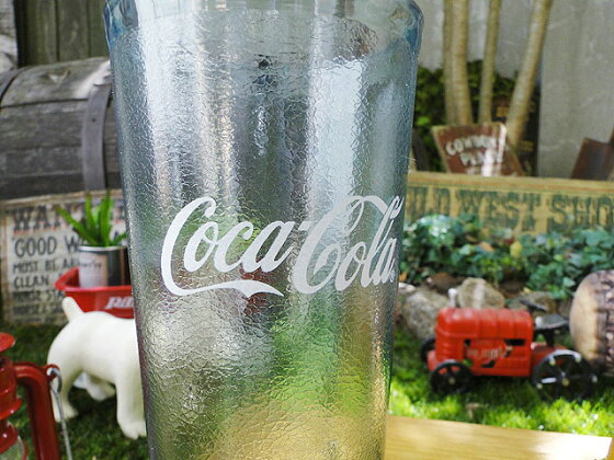 楽天市場 コカ コーラ レストランタンブラー 24オンス こだわり派が夢中になる 人気のアメリカ雑貨屋 アメリカ 雑貨 アメリカン雑貨 生活雑貨 おしゃれ 人気 ギフト プレゼント マグカップ カッコイイ男の部屋 タンブラー おもしろ コカコーラグッズ 雑貨 Coca Cola