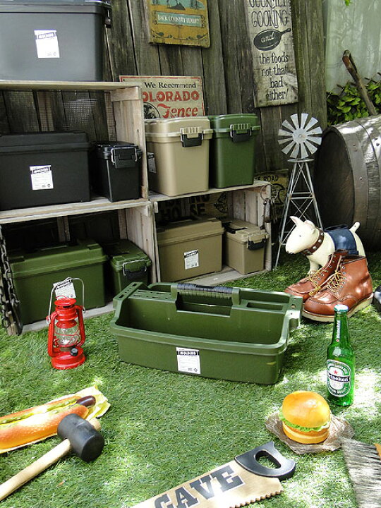 楽天市場 モールディング ハンドツールボックス 3色セット アメリカ雑貨 アメリカン雑貨 2 4 2 4材 建築現場 ノコギリ台 ツーバイフォー材 鋸台 木挽き台 作業台 金具 ツーバイ材 Diy ツーバイフォー 木材 世田谷ベース アメリカ雑貨通販キャンディタワー