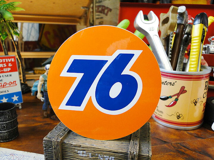 楽天市場 ユノカル76のラウンドステッカー Mサイズ アメリカ雑貨 アメリカン雑貨 世田谷ベース 人気のアメリカ雑貨屋 おしゃれ おもしろ アメリカン雑貨 車 バイク スーツケース デカール シール かわいい アルファベット 英文字 レトロ キャンディータワー