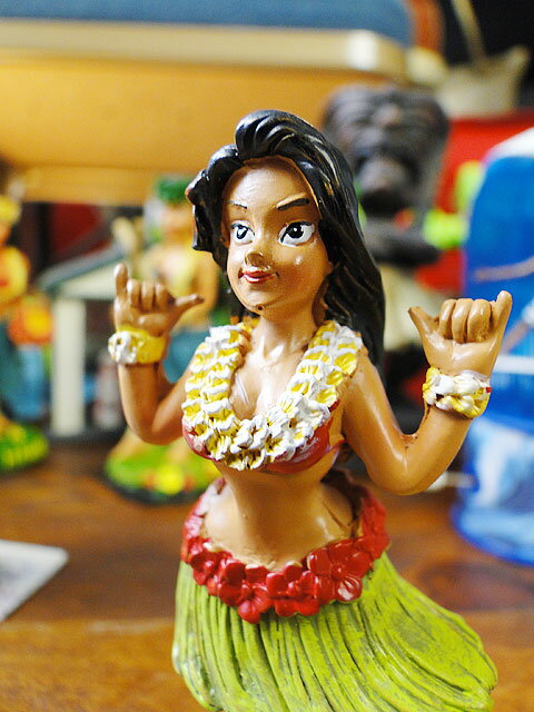 楽天市場 ハワイアン フラガールのダッシュボードドール Mini シャカガール アメリカ雑貨通販キャンディタワー