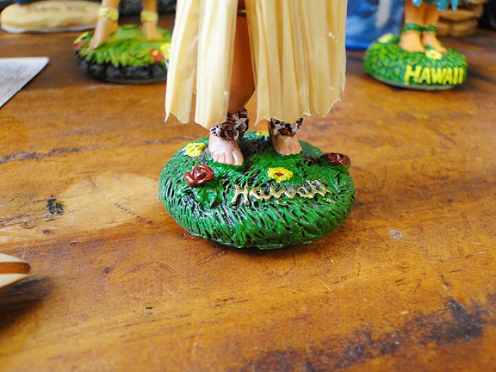 フラドール ハワイ 人形 フィギュア ダッシュボードフラドール ナメレ ウクレレ ハワイアン 雑貨 おもちゃ お土産 インテリア 最高の品質