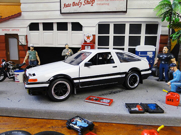 楽天市場 Jada 1986年トヨタ スプリンター トレノ Ae86のダイキャストミニカー 1 24スケール アメリカ雑貨通販キャンディタワー