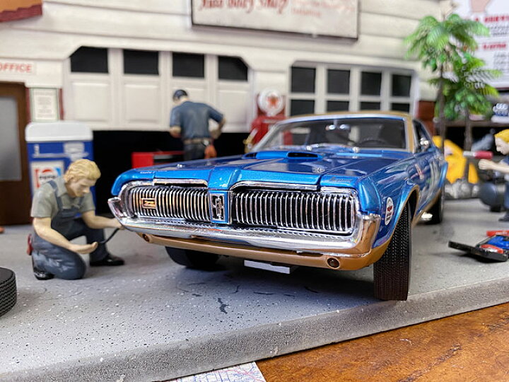 楽天市場 Sccaトランザム 1967年式マーキュリー クーガー レーシングのダイキャストミニカー 1 18スケール 48 Scott Hackenson アメリカ雑貨通販キャンディタワー