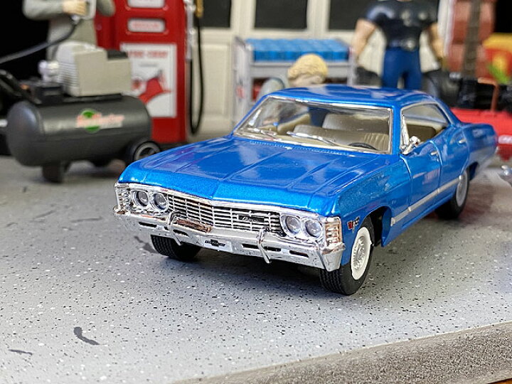 1967年シボレー・インパラのダイキャストミニカー 1/43スケール(ブルー) : アメリカ雑貨通販キャンディタワー 1967年シボレー・インパラのダイキャストミニカー 1/43スケール(ブルー) : アメリカ雑貨通販キャンディタワー
