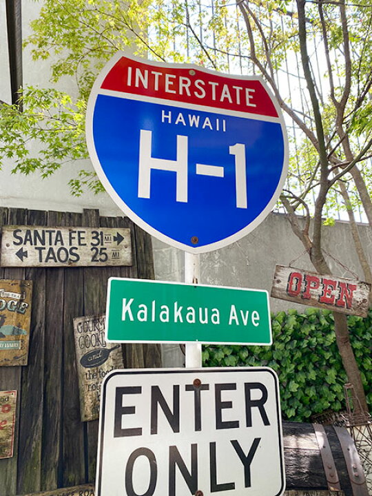 楽天市場】ハワイ カラカウア通り ストリートサイン 看板 アメリカン  