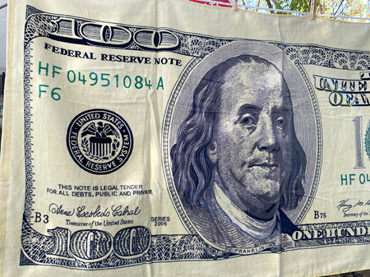 125円 高価値 $100札のペーパーナプキン 10枚入り アメリカ雑貨 アメリカン雑貨 125円 高価値 $100札のペーパーナプキン 10枚入り アメリカ雑貨 アメリカン雑貨
