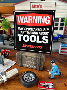 スナップオン ステッカー (WARNING MAY SPONTANEOUSLY START TALKING ABOUT TOOLS) アメリカン雑貨 アメリカ雑貨 ガレージ雑貨 ガレージング雑貨 snap-on 工具ブランド グッズ おしゃれ かっ