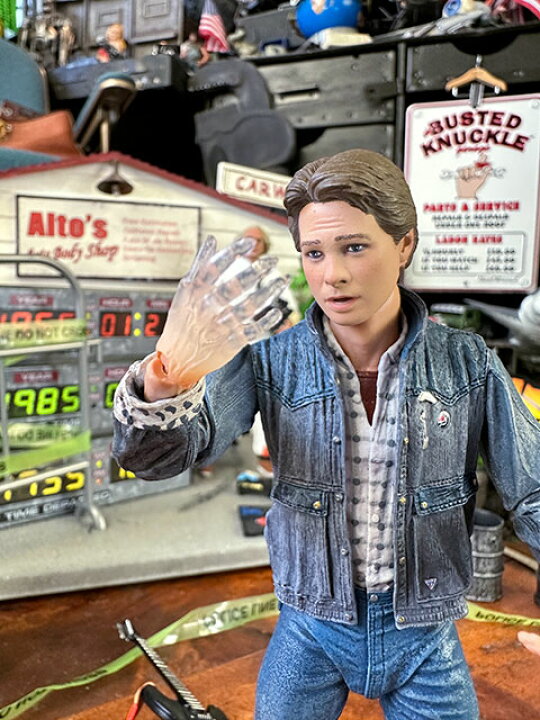 楽天市場】NECA 映画 バック・トゥ・ザ・フューチャー マーティ  