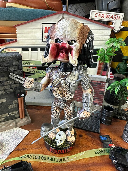 楽天市場】NECA 映画 プレデター ジャングルハンター プレデター 