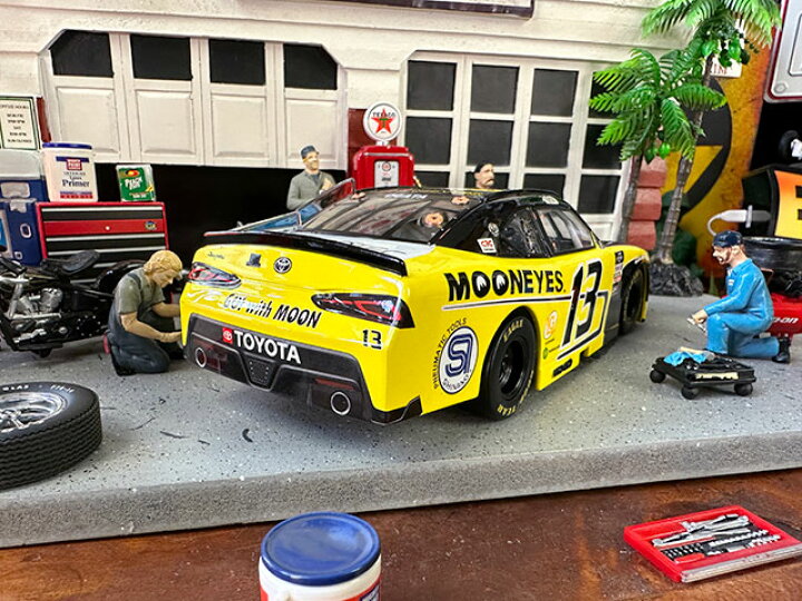 楽天市場】LIONEL×ムーンアイズ NASCAR トヨタ スープラ ムーンアイズ 