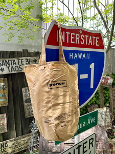 PENCO�@�y���R�@�o�P�b�g�g�[�g�@�i�x�[�W���j�@�܂肽���݁@��������@�G�R�o�b�O�@HIGHTIDE�@�n�C�^�C�h�@���T���h���ۂ��F���ł��@�A�����J���G�݁@�A�����J�G�݁@�O�b�Y