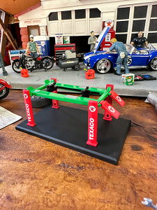 AEgbgy󂠂izeLTR@4|Xgtg@1/64XP[@~ebhGfBV@~jJ[͕t܂@AJG݁@AJG݁@fJ[@WI}@O