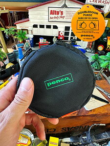 PENCO�@�y���R�@2�̃|�P�b�g���֗��I�@�_�u���h�A�p�[�X�@�R�C���P�[�X�@�i�u���b�N�j�@���K����@�~�j���z�@�C���z���@���b�v�P�[�X�@HIGHTIDE�@�n�C�^�C�h�@�A�����J���G�݁@�A�����J