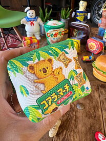 駄菓子屋シリーズ　お菓子のミニポーチ　（コアラのマーチ）　オフィシャルグッズ　昭和レトロ