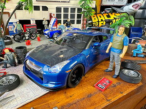 AEgbgy󂠂izf@ChXs[h@uCA@2009N@jbT GT-R R35@_CLXg~jJ[@1/18XP[@LEDCgځ@iuCÃtBMAtj@A