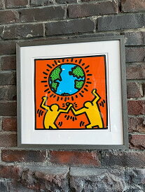 キース・ヘリング　アートフレーム　（Untitled,world）　木製額付き　ニューヨーク　ストリートアート　第一人者　ポップアート
