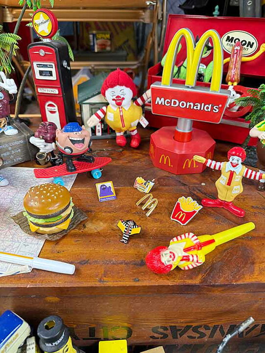 楽天市場】マクドナルド マックピンズ （ハンバーグラー） 単品 