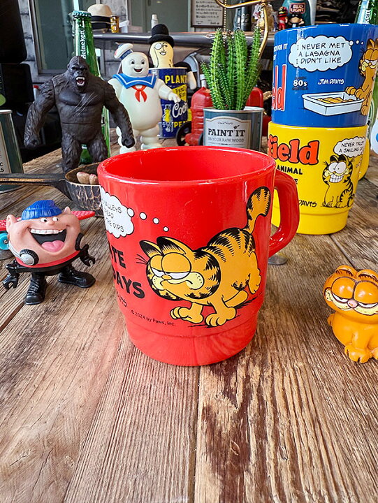 楽天市場】ガーフィールド スタッキングマグ 330ml （レッド 