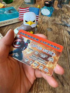 パロディ免許証 フェイマスピープル ライセンスカード (キャプテンアメリカ) マーベル アベンジャーズ アメリカン雑貨 アメリカ雑貨 ジョークグッズ ジョーク雑貨 おもし