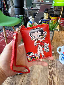 xeBEu[v@pXP[X@܂@@J[hP[X@AJG݁@AJG݁@LObY@AL@xeB[@xeB[@xeB@@V