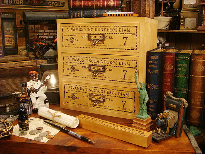 楽天市場 アンティーク3段引き出しボックス こだわり派が夢中になる 人気のアメリカ雑貨屋 通販 アメリカ雑貨 アメリカン雑貨 インテリア雑貨 カッコイイ男の部屋 おしゃれ 人気 生活雑貨 木箱 小箱 木製雑貨 ウッドボックス インテリア 収納ボックス 男前 楽天市場 アンティーク3段引き出しボックス こだわり派が夢中になる 人気のアメリカ雑貨屋 通販 アメリカ雑貨 アメリカン雑貨 インテリア雑貨 カッコイイ男の部屋 おしゃれ 人気 生活雑貨 木箱 小箱 木製雑貨 ウッドボックス インテリア 収納ボックス 男前