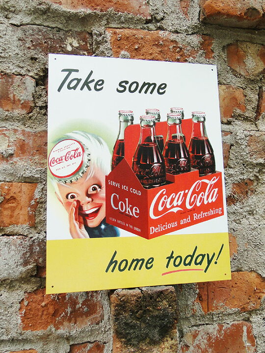 楽天市場 コカ コーラ ブリキ看板 スプライトボーイ アメリカ雑貨 アメリカン雑貨 壁掛け 壁飾り インテリア雑貨 おしゃれ 人気 壁面装飾 絵 装飾 ディスプレイ 内装 ウォールデコレーション ブリキ看板 サインプレート コカコーラグッズ Coca Cola コーラ 店舗装飾