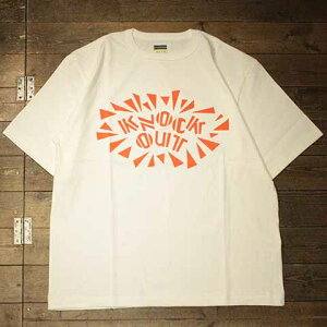 ATTRACTIONS×MASA SCULPKnock Out Tee with Boxing Glove CharmWHITE(�A�g���N�V�����Y)���K�戵�X(Official Dealer)Cannon Ball(�L���m���{�[��)�y��������/WEARMASTERS/BILTBUCK�z