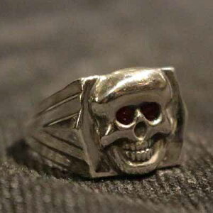 AttractionsBILTBUCKBS0004 Skull Signet Ring(�A�g���N�V�����Y)���K�戵�X(Official Dealer)Cannon Ball(�L���m���{�[��)�y��������/WEARMASTERS/BILTBUCK�z