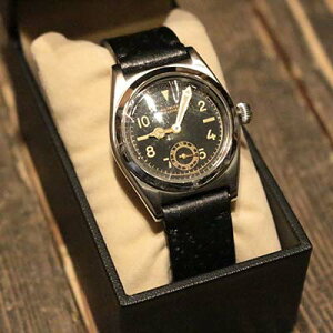 AttractionsBILTBUCKLot.985 Gal Emboss Strap Wristwatch �hROUNDBUCK�h - Black -(�A�g���N�V�����Y)���K�戵�X(Official Dealer)Cannon Ball(�L���m���{�[��)�yWEARMASTERS/BILTBUCK�z