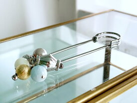 【3月の誕生石】ミルキーカラーのアクアマリン＆マザーオブパールのストールピン スカーフピン scarfpin ブローチ コサージュ シンプル スカーフ留め マフラー ショールピン 天然石 パワーストーン