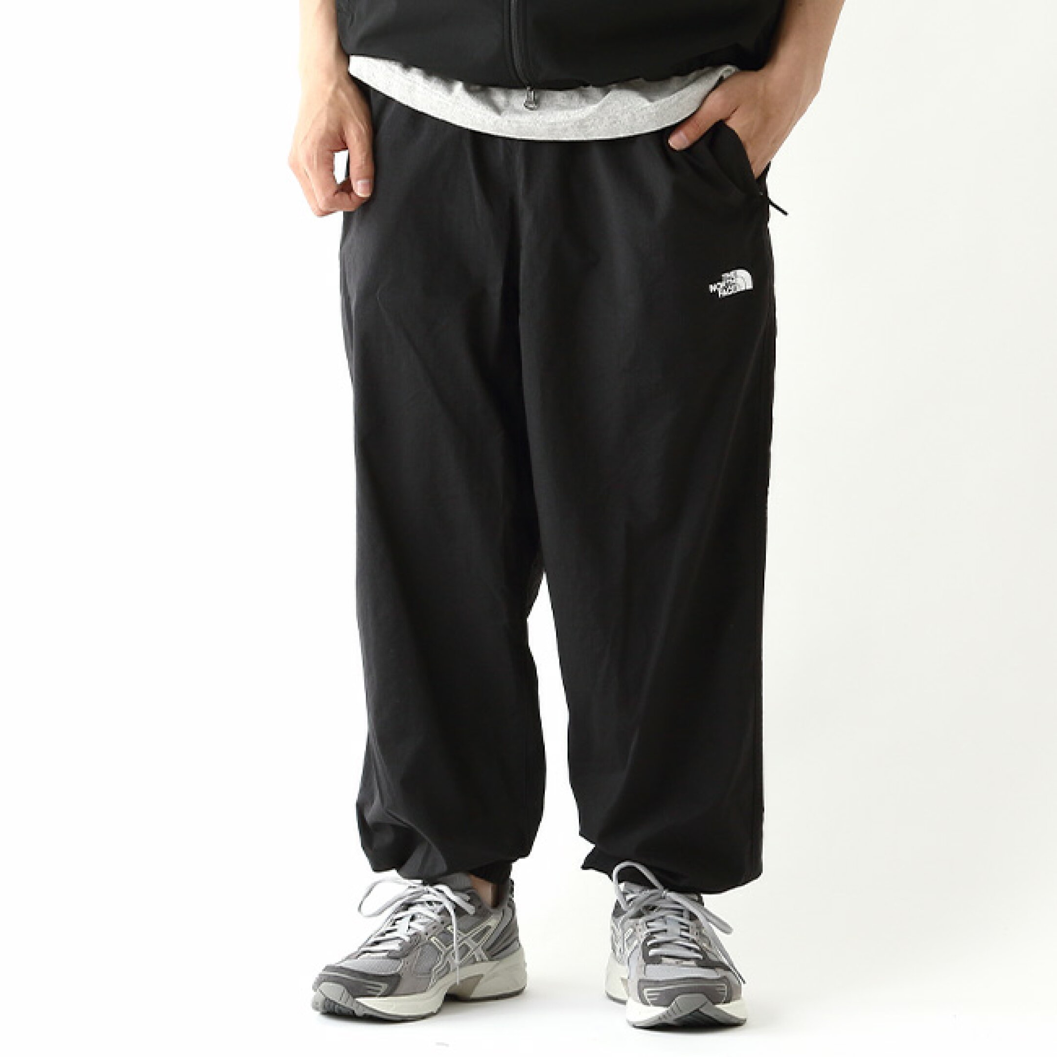 ザ・ノース・フェイス ノースフェイス バーサタイルパンツ ユニセックス THE NORTH FACE VERSATILE PANT メンズ レディース NB32550 ボトムス ロングパンツ 長ズボン 軽量 シンプル 撥水 おしゃれ キャンプ アウトド