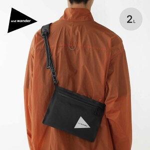 �A���h�����_�[ �E�H�[�^�[�v���[�t�T�R�b�V�� and wander waterproof sacoche 5746975312 �V�����_�[�o�b�O �h�� �u���b�N �g���x�� ���s ������� �L�����v �A�E�g�h�A