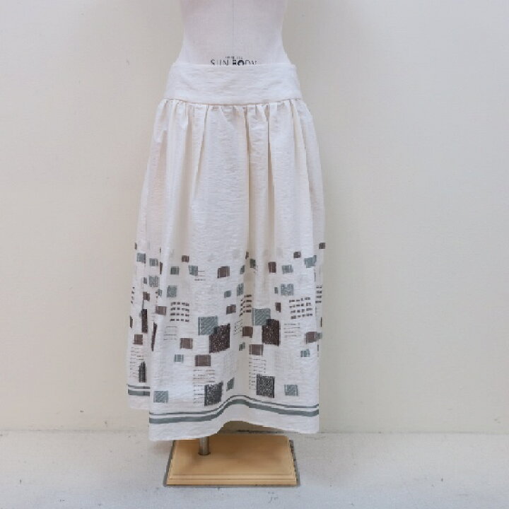 楽天市場 セールadieu Tristesse スクエアカットジャカード スカート B0193afs045 アデュートリステス Smtb K Cansasキャンサス 楽天市場 セールadieu Tristesse スクエアカットジャカード スカート B0193afs045 アデュートリステス Smtb K Cansasキャンサス