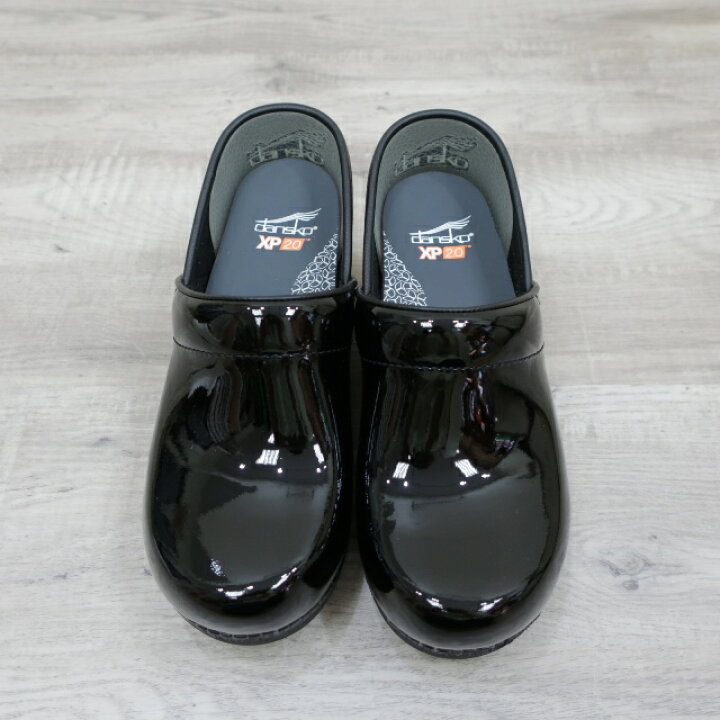 【新品未使用☆ダンスコ】XP2.0 フィリグリーフローラル・パテント 36 Dansko XP 2.0 クロッグ レディース – 軽量で滑りにくいフットウェア 快適さとサポート – 長年のプロに最適 –  看護、獣医、フードサービス、ヘルスケア専門家