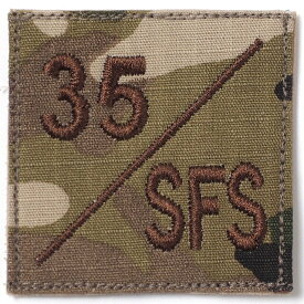 Military Patch（ミリタリーパッチ）35 / SFS スクエアパッチ 四角形 スパイスブラウン OCP [フック付き]