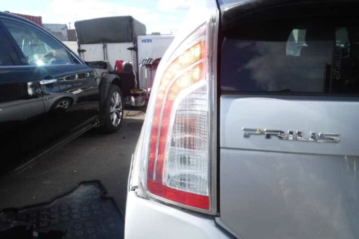 楽天市場】プリウス 後期(ZVW30 ZVW35) 純正 スタンレー 破損無 取付OK 