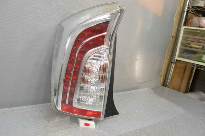 楽天市場】プリウス 後期(ZVW30 ZVW35) 純正 スタンレー 破損無 取付OK 