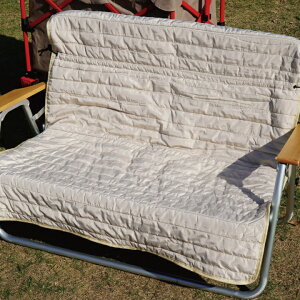 リバーシブル 蓄熱素材 背付き アルミベンチカバー ホットハグシリーズ 防寒対策 寒さ対策 裏起毛 特殊熱収集発熱素材使用 暖かい キャンプ ソファカバー 簡単 アウトドア 裏ボア DIY CARESTAR