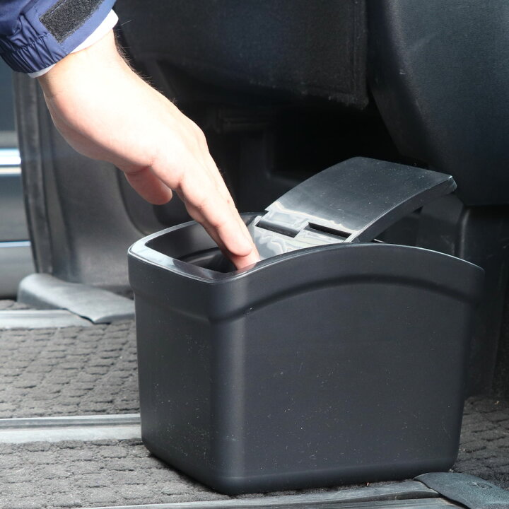 国内外の人気 カーメイト 車用 ゴミ箱 おもり付き カーボン調 レッド DZ309