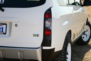 ESB C[GXr[ CLS-FOX V[GGXtHbNX v{bNX@160n@GApe[YgJo[