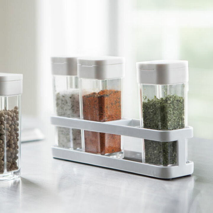 楽天市場 スパイスボトル セット 山崎実業 Tower 4本 調味料入れ Yamazaki 容器 収納 キッチン スパイスラックスパイス ボトル おしゃれ 調味料ボトル 白 ホワイト 黒 ブラック 塩入れ 塩 こしょう 入れ 塩コショウ入れ キッチン雑貨 キッチン用品 Carro デザイン雑貨