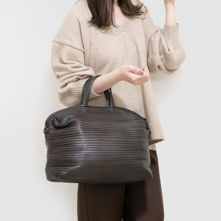 楽天市場】MAJO [マヨ]ボストンデザインロールレザー2WAYバッグ3A 