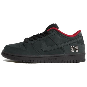 �y�V�i�E���K�i�E���������z�V���v���[�� × �i�C�L Supreme × Nike Dunk SB Low �X�j�[�J�[ ���j�Z�b�N�X ��������