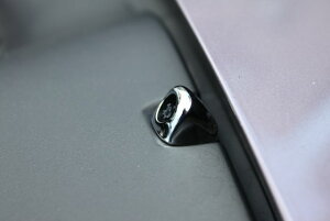 SX^[@Op[cySRX}CMX91nzEHbVJo[@EZbg@͕ʓr܂B