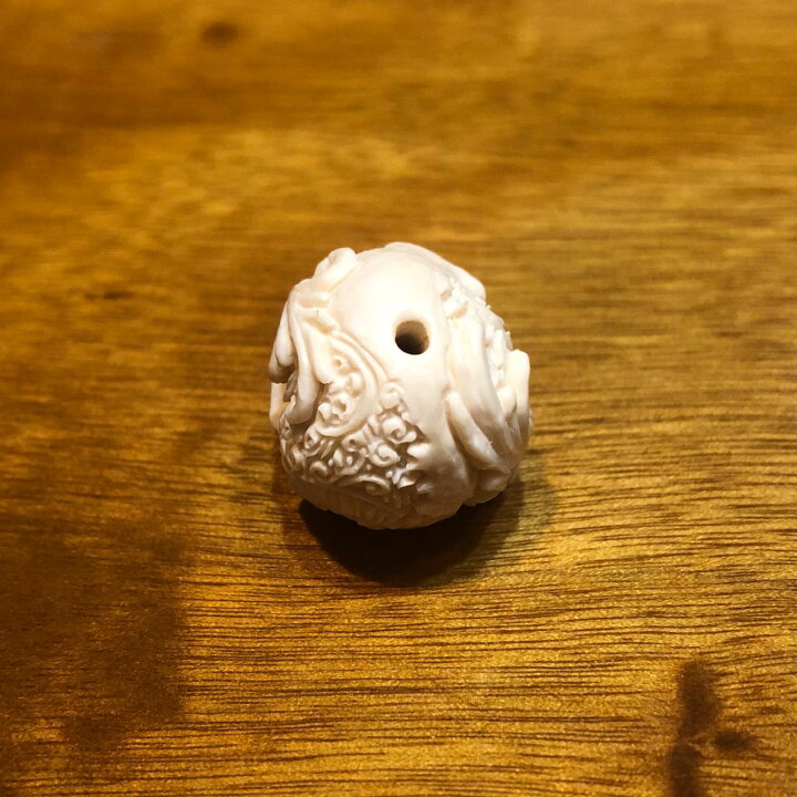 楽天市場】マンモス牙 ☆畫骨CARVEX☆ 日本製 手彫り 唐草和柄 髑髏 