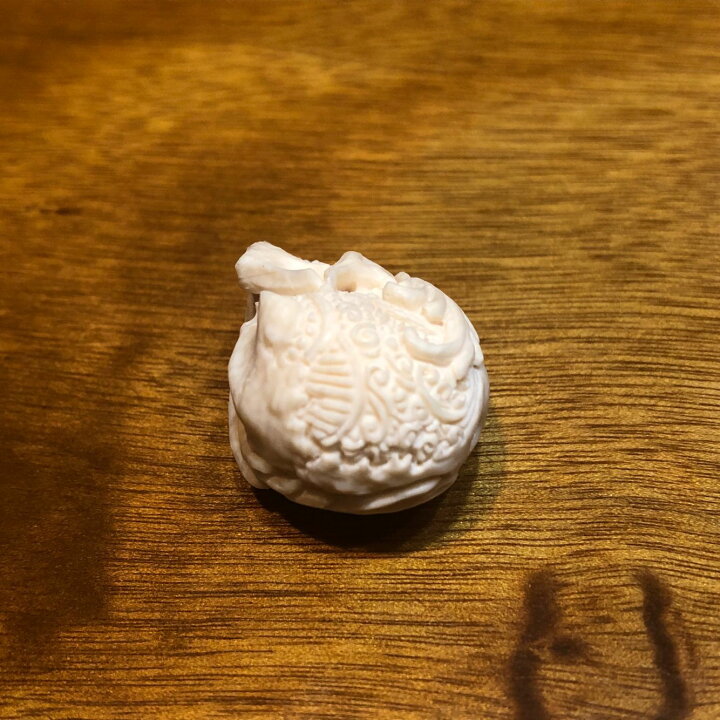 楽天市場】マンモス牙 ☆畫骨CARVEX☆ 日本製 手彫り 唐草和柄 髑髏