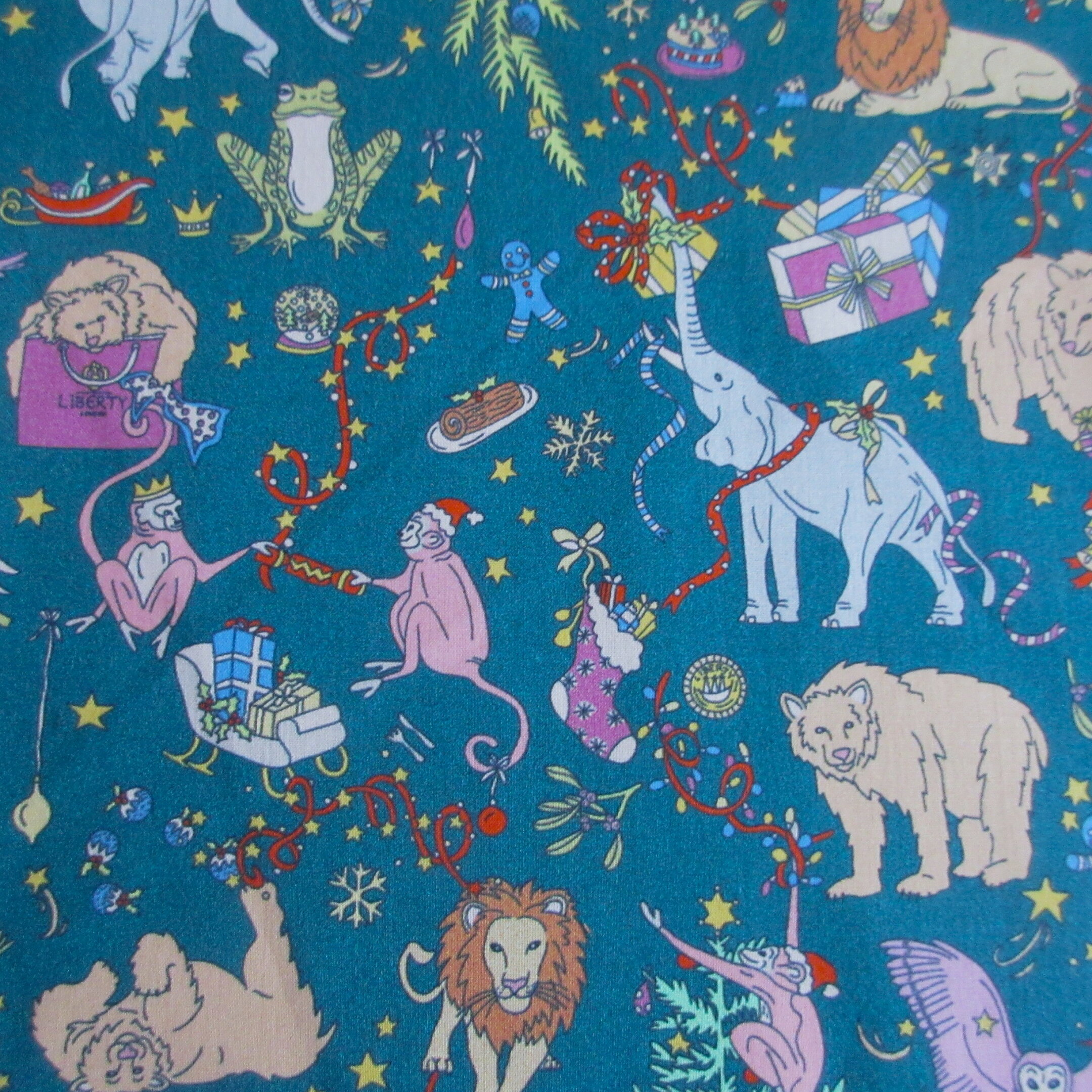 Liberty Fabrics クリスマス柄
