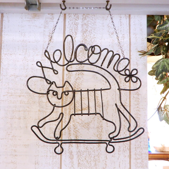 楽天市場】スケボーに乗るシマシマネコのゆらゆらウェルカムプレート  